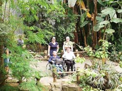 groepsfoto tropische tuin